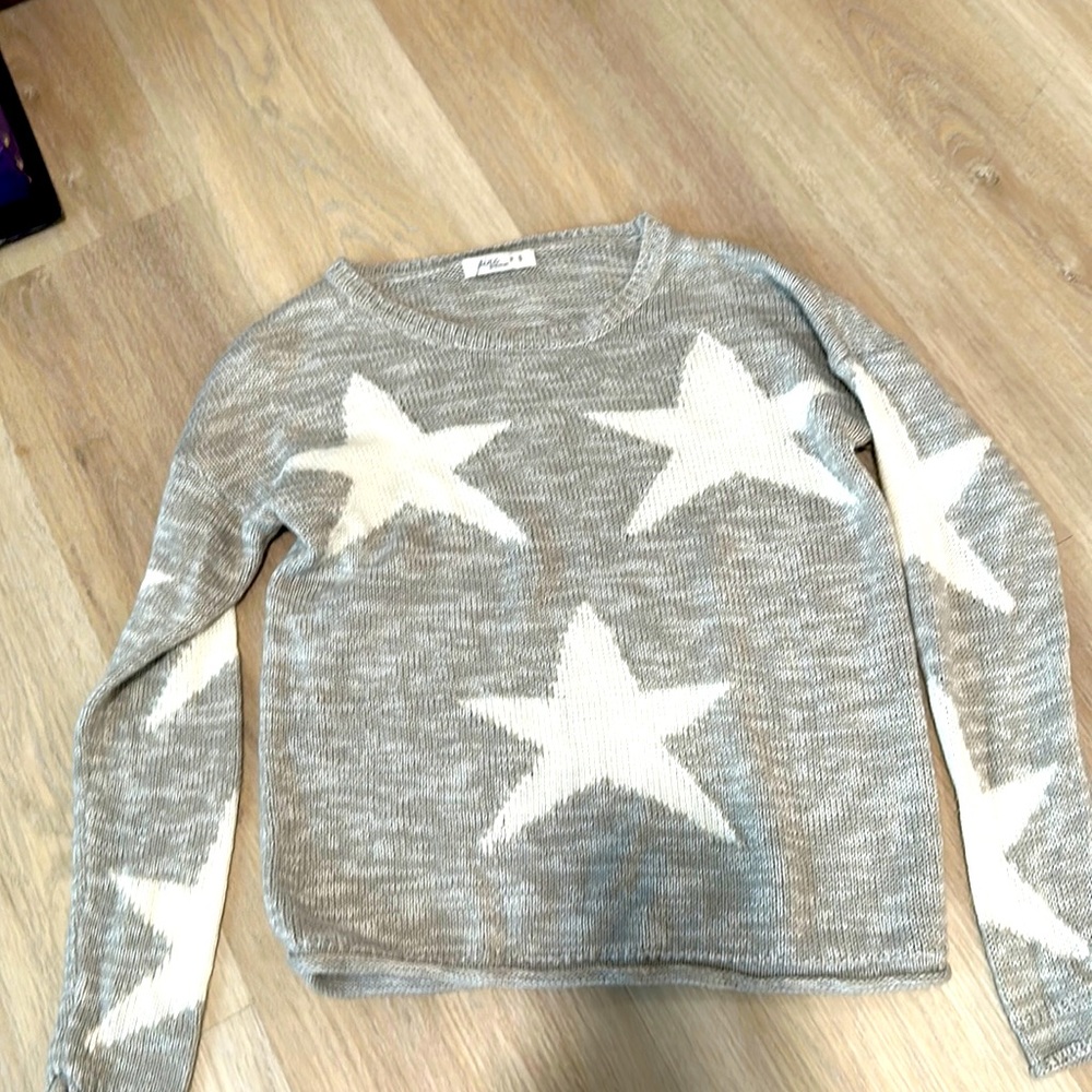 Girls star sweater, soft